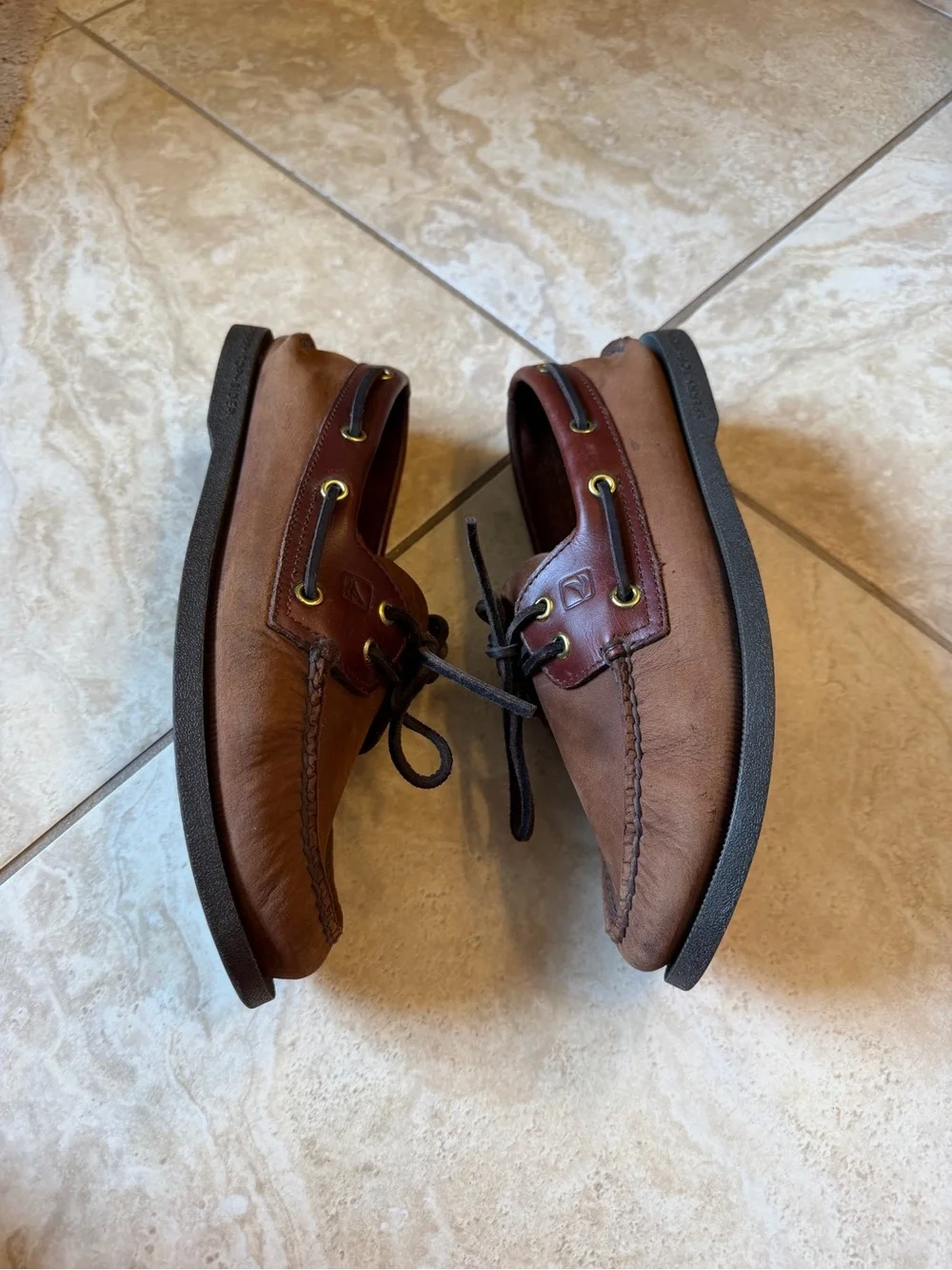 Authentic Sherry  Original (A/O) 2-Eye Boat Shoe. SZ 8.5 W, EUC
